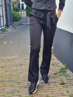Travelstof broek Heidi flared zwart