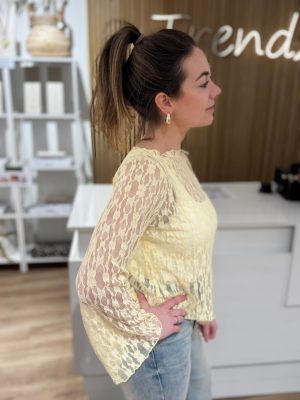 Kanten top Nina geel