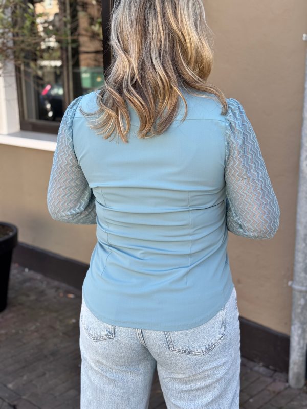 Blouse Mirthe travelstof smoke blue - Afbeelding 8