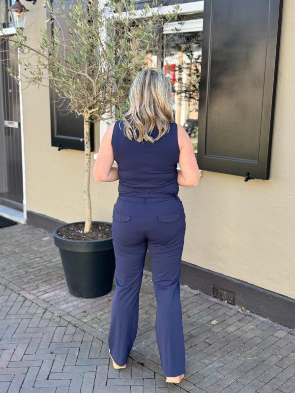 Travelstof jumpsuit mouwloos navy - Afbeelding 3