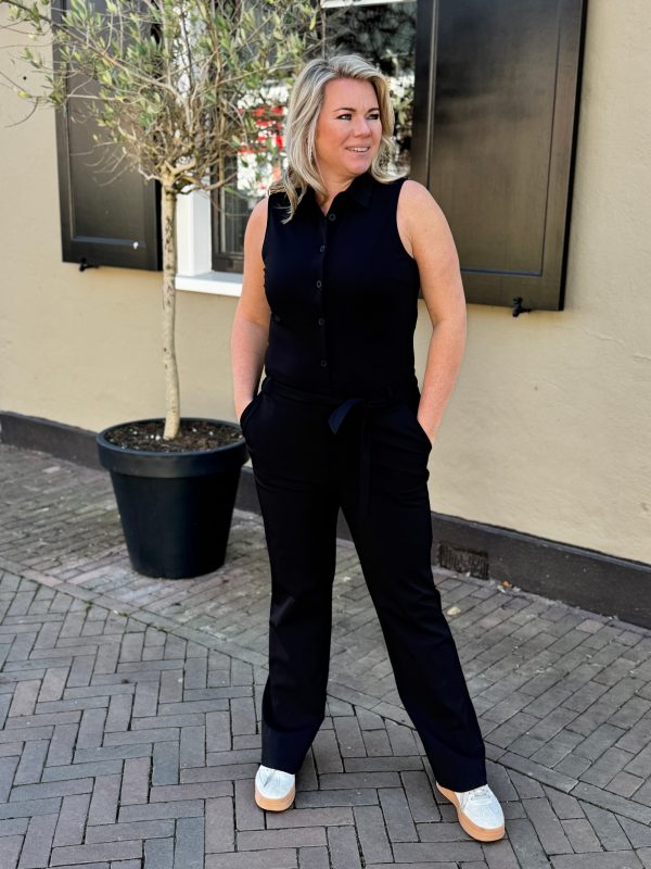 Travelstof jumpsuit mouwloos zwart - Afbeelding 2