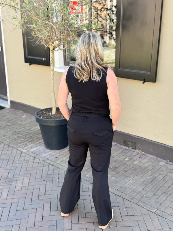 Travelstof jumpsuit mouwloos zwart - Afbeelding 5