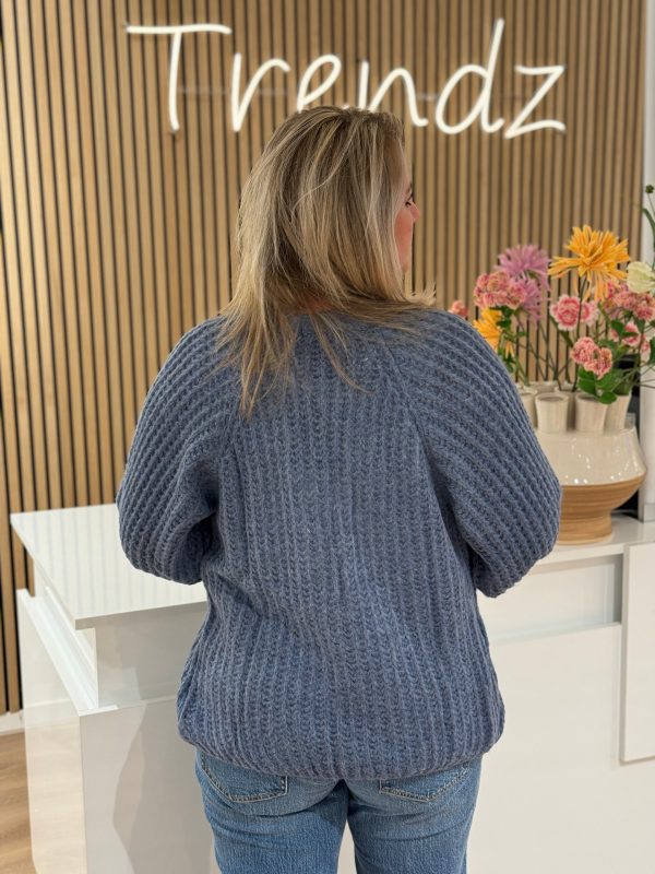 Gebreid vestje Lindsay jeansblauw - Afbeelding 6