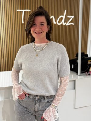 Truitje Renske grijs