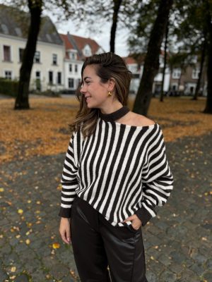 Trui Maartje bruin/crème gestreept