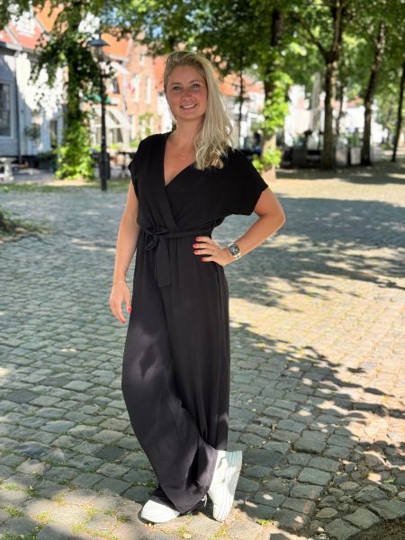 meer V NECK JUMP SUITS BLACK