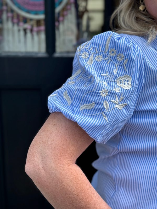 Blouse Mila blauw gestreept - Afbeelding 2