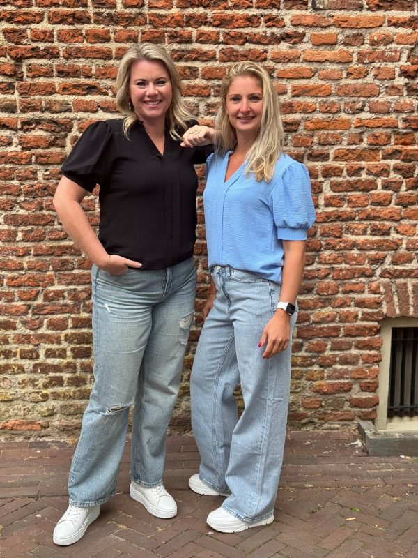 Blouse Kirsten lichtblauw - Afbeelding 3
