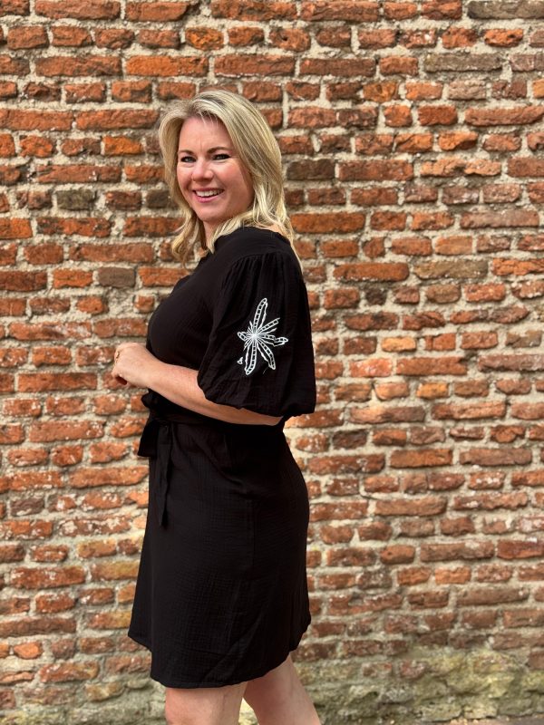 Jurk Amy borduur zwart - Afbeelding 4