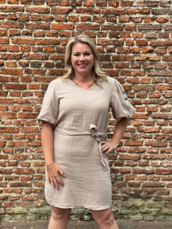 Jurk Amy borduur beige - Afbeelding 3