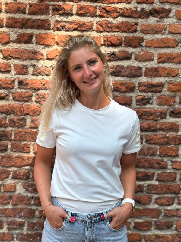 Shirtje Jelia geel borduursel - Afbeelding 2