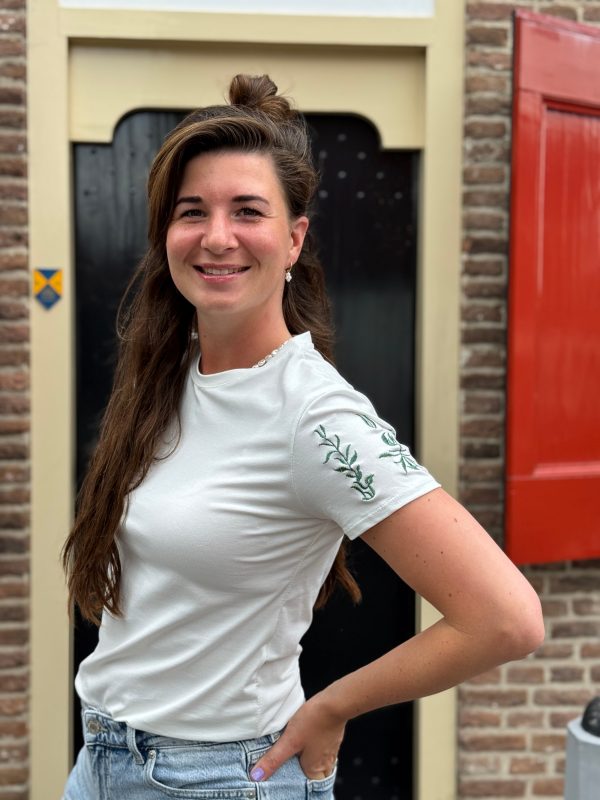 Shirtje Jelia groen borduursel - Afbeelding 2