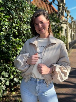 Tussenjasje Mia Beige