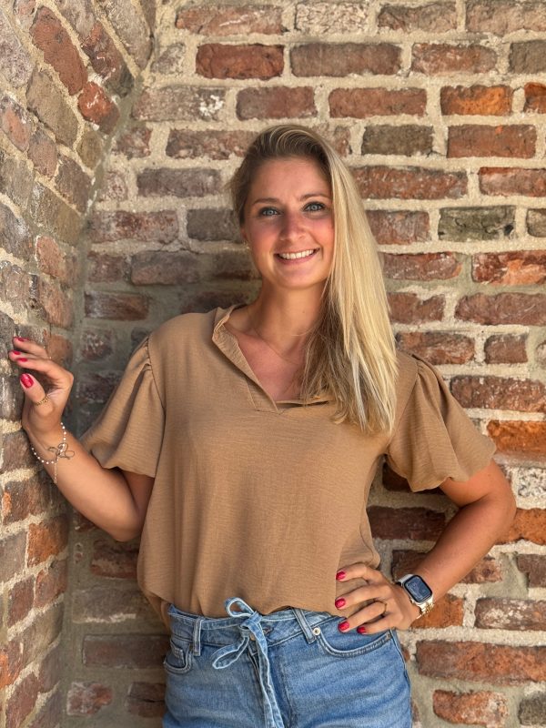 Top Christel camel
