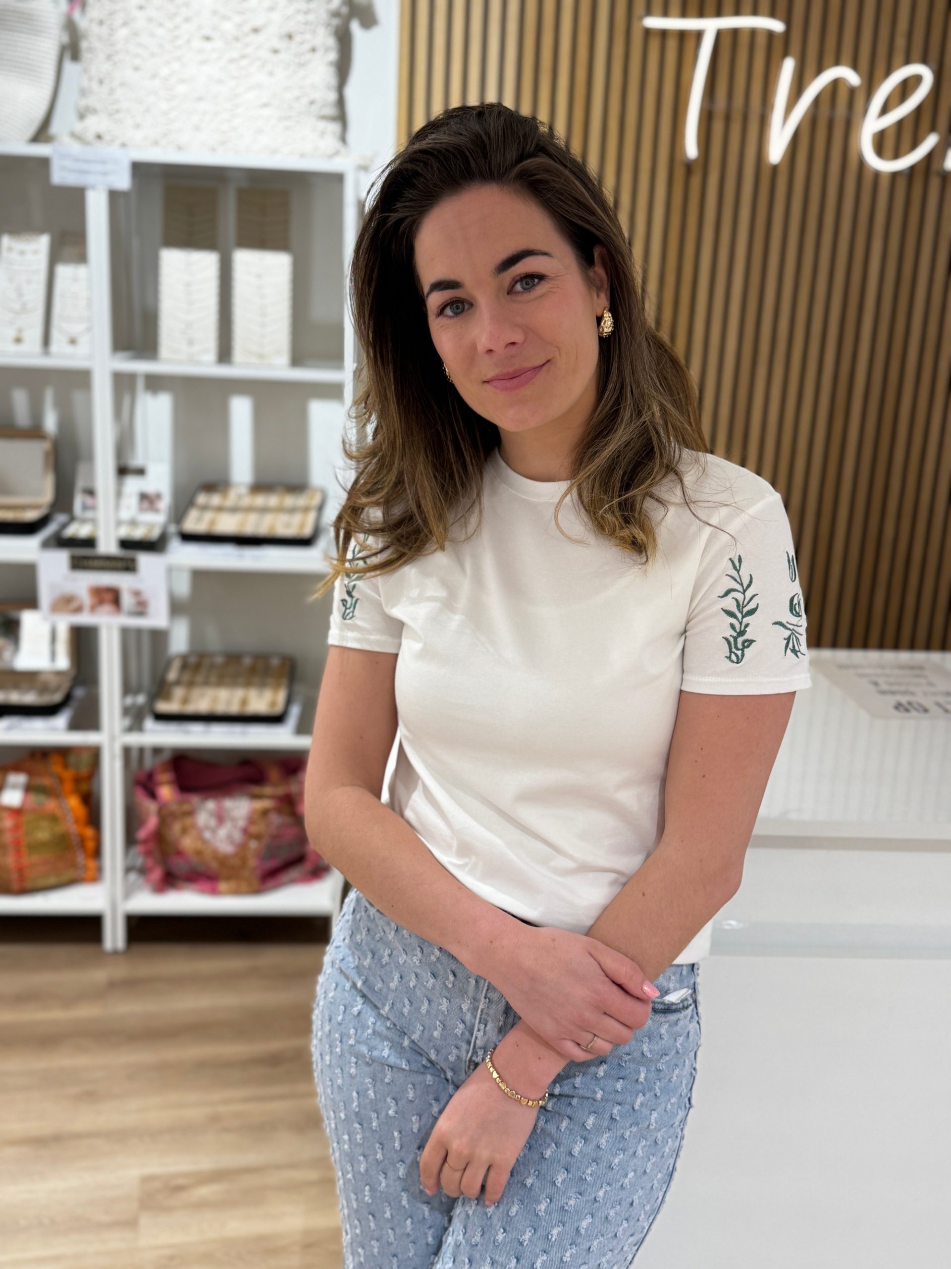 Shirtje Gwen groen geborduurd