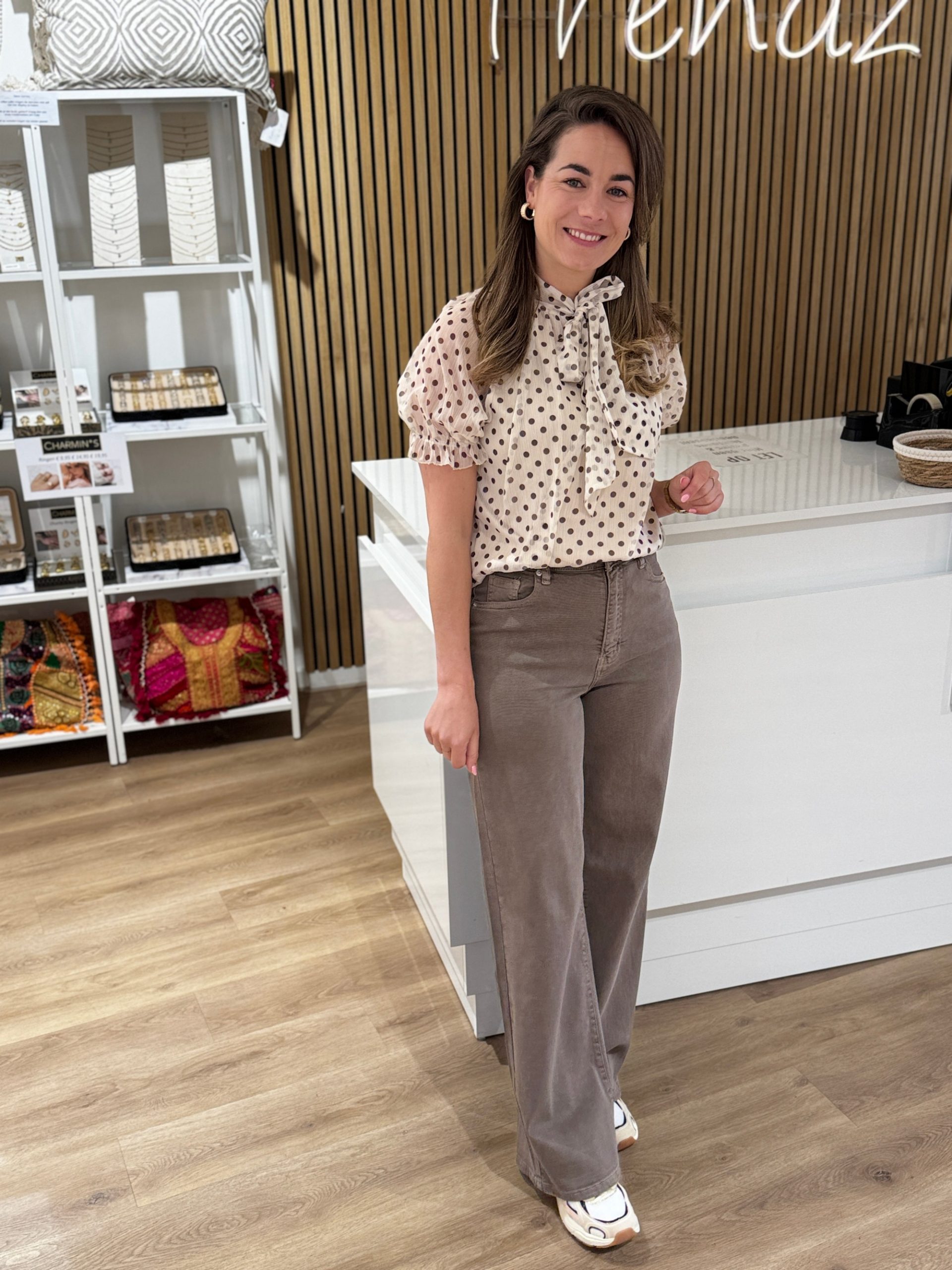 Blouse Jill beige - Afbeelding 8