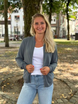 Jasje Coco stormy weather