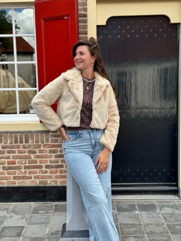 Fluffy jasje beige - Afbeelding 7