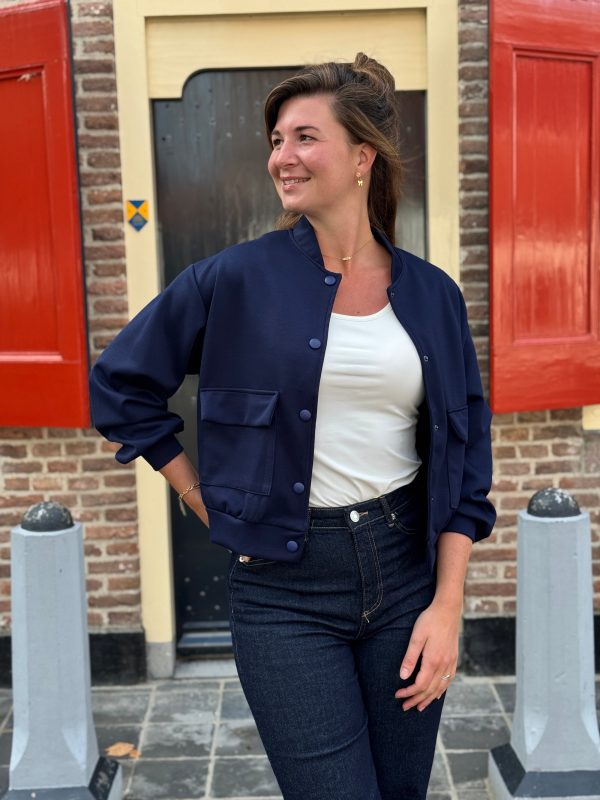Jasje Tooske navy