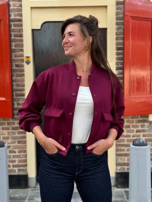 Jasje Tooske bordeaux