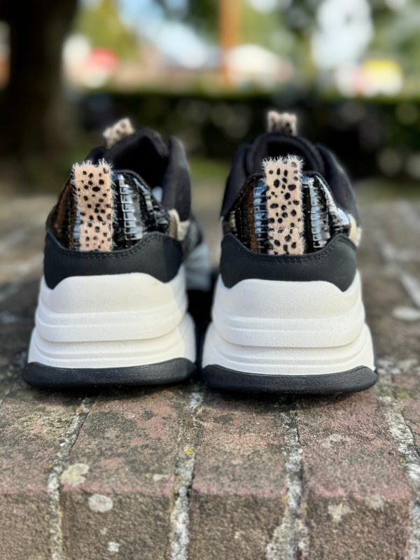 Sneakers 8 - Afbeelding 2