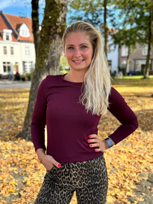Top Ilona burgundy
