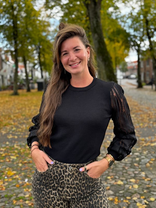 Truitje Renske zwart