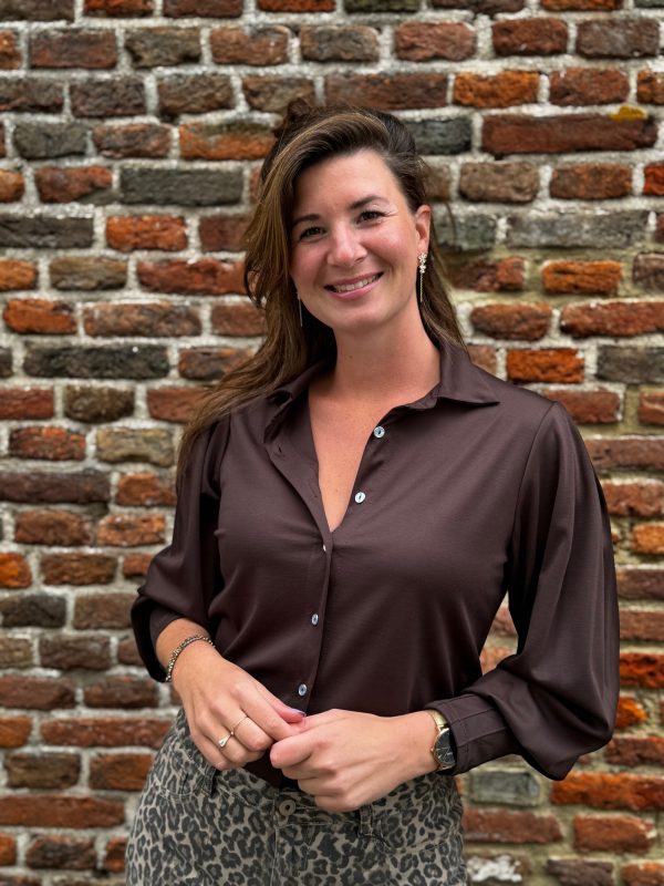 Blouse Femke choco