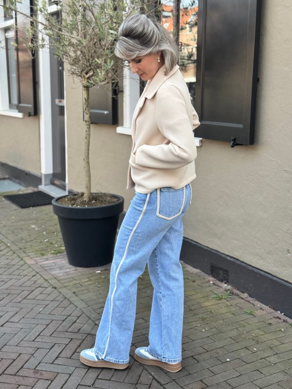 Korte trenchcoat Yuna beige - Afbeelding 2