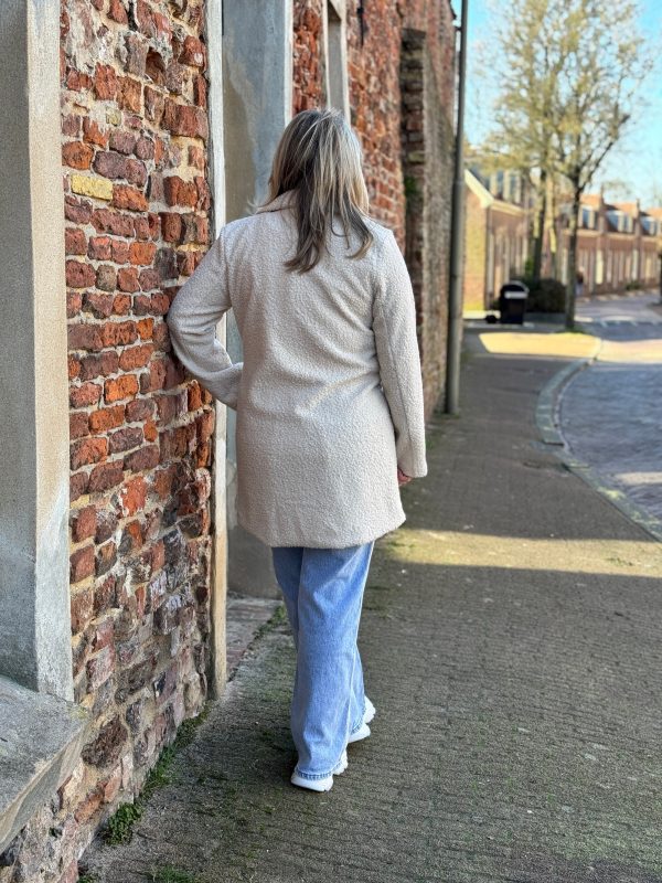 Tussenjas Chantal beige - Afbeelding 10