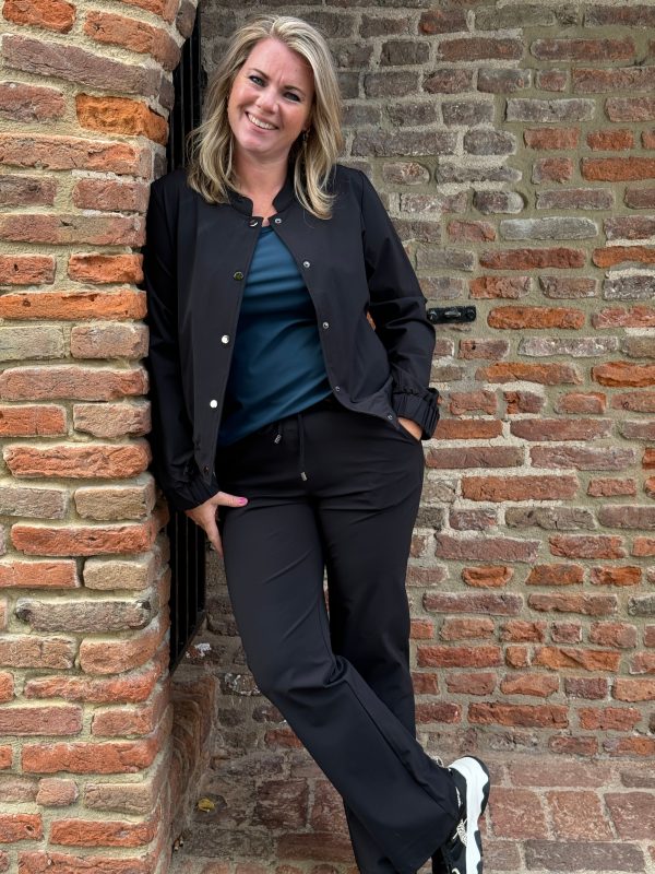 Travelstof bomber Soof black - Afbeelding 9