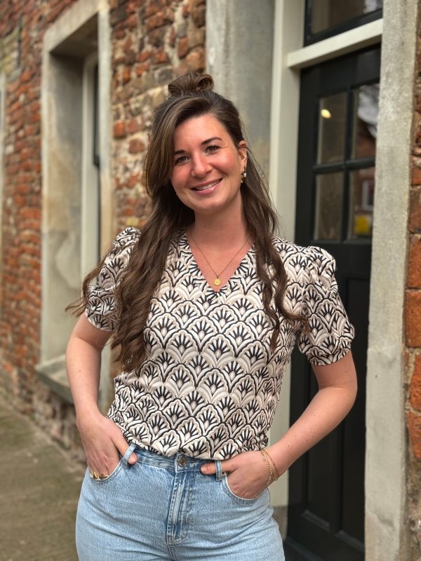 Shirtje Carola zwart