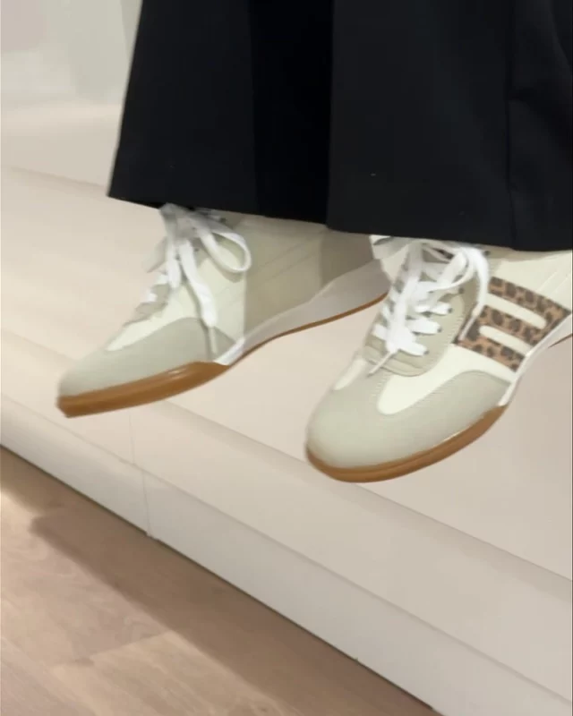 Leuke schoenen hè?!😜 Je shopt ze nu nog met 20% korting 🤩 https://www.trendzonline.nl/schoenen/Zet jouw favoriete schoenen 👟 in je winkelmandje en gebruik de code SCHOENEN20 bij het afrekenen om je korting te bemachtigen🙂‍↔️